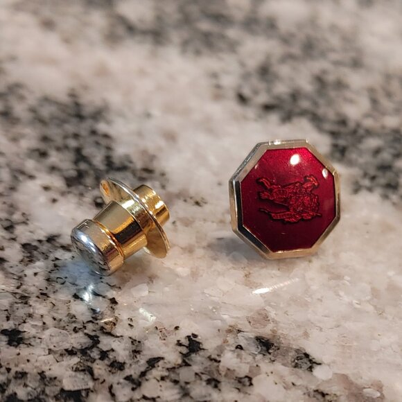 Burberrys Tie Tack - Gold Plated, Red enamel with Burberry Logo - Picture 1 of 16